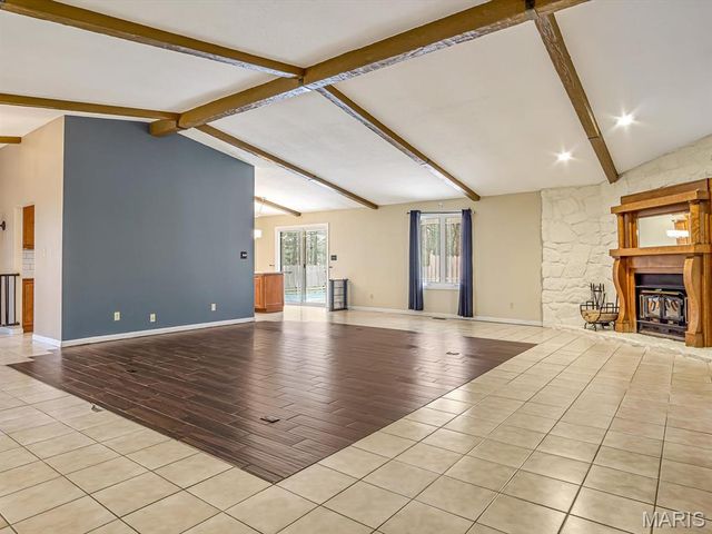 110 Estate Drive, Chester, IL 62233