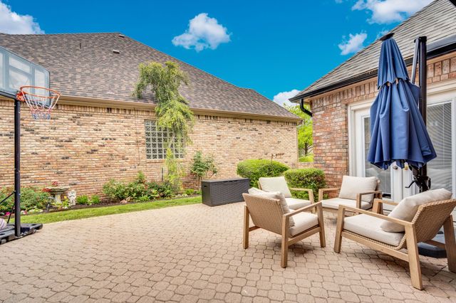 759 Village Green Drive, Desoto, TX 75115