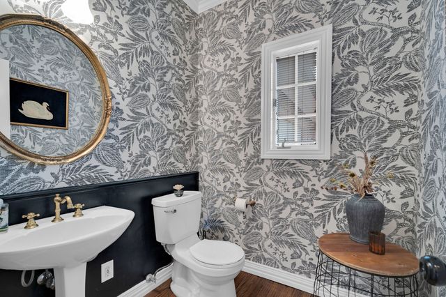 759 Village Green Drive, Desoto, TX 75115