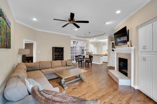 759 Village Green Drive, Desoto, TX 75115