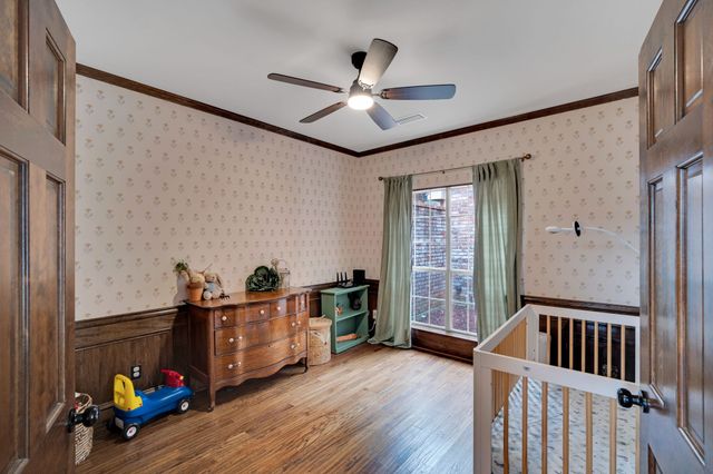 759 Village Green Drive, Desoto, TX 75115