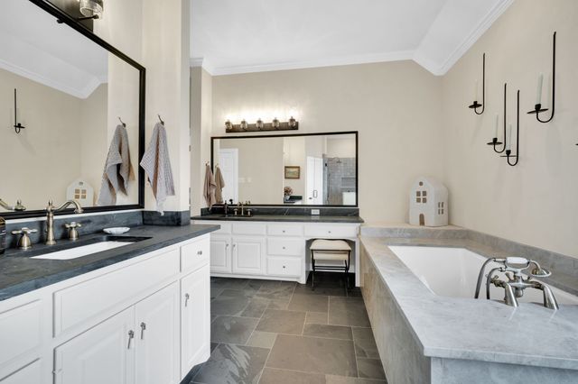 759 Village Green Drive, Desoto, TX 75115