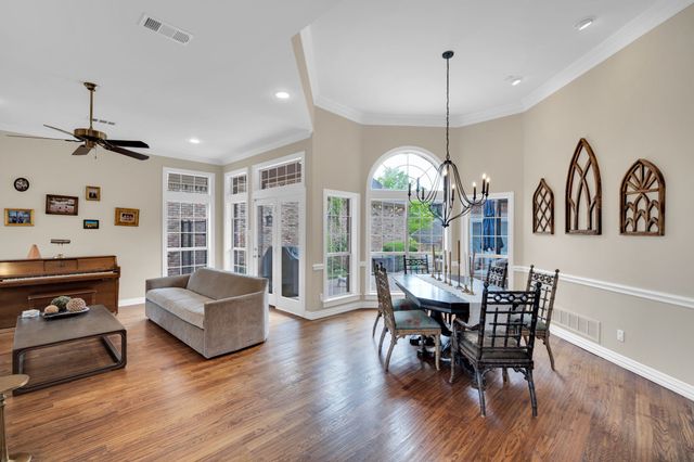 759 Village Green Drive, Desoto, TX 75115