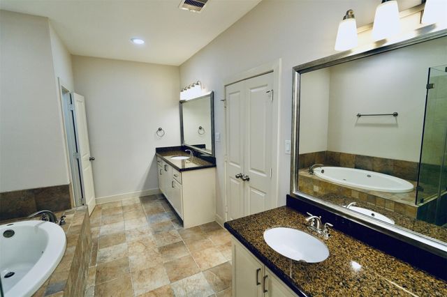4020 Childress Street C, Houston, TX 77005