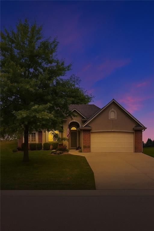 816 NW Cedar Lane, Grain Valley, MO 64029