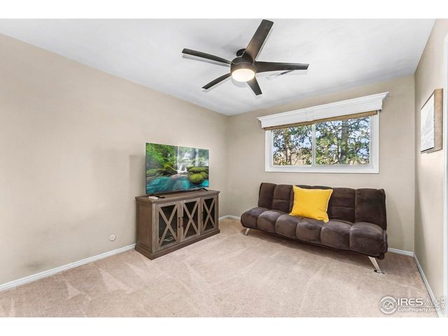 19 Dale Pl, Longmont, CO 80501