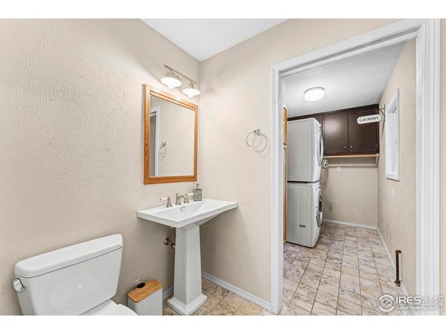 19 Dale Pl, Longmont, CO 80501