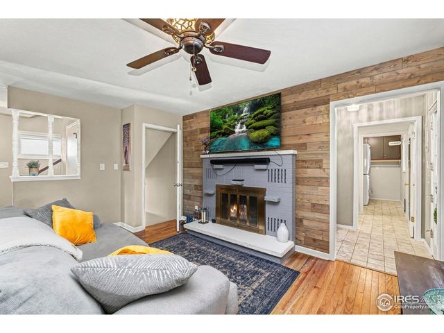 19 Dale Pl, Longmont, CO 80501