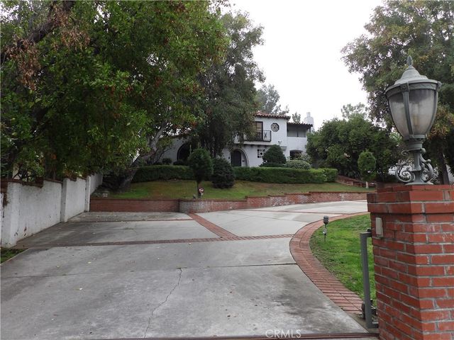 1455 Granada Avenue, San Marino, CA 91108