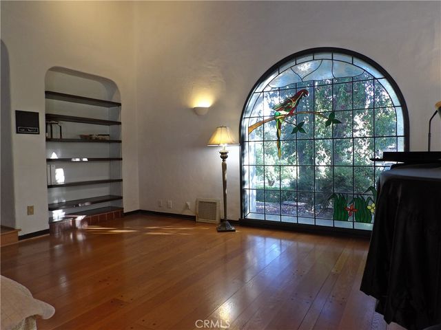 1455 Granada Avenue, San Marino, CA 91108