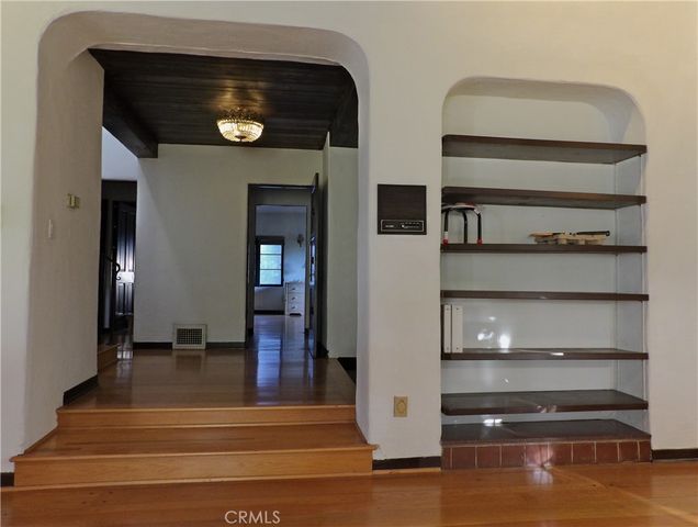 1455 Granada Avenue, San Marino, CA 91108