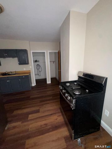 102 Lindley Street 2nd, Bridgeport, CT 06604