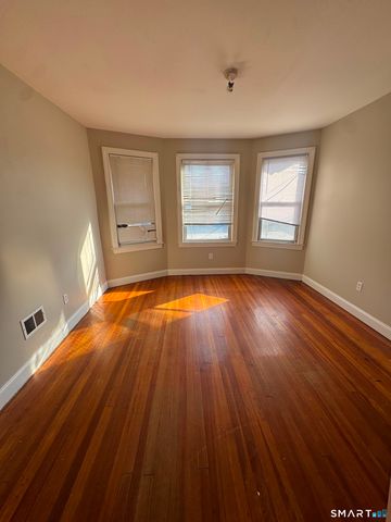 102 Lindley Street 2nd, Bridgeport, CT 06604