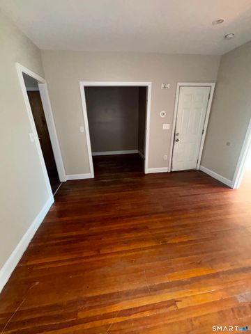 102 Lindley Street 2nd, Bridgeport, CT 06604