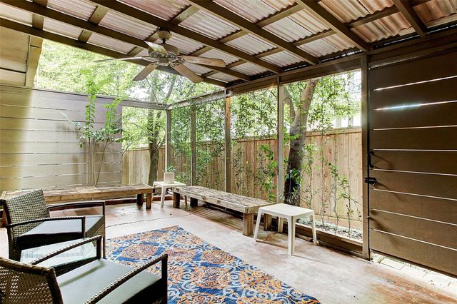 5252 Memorial Drive 5252, Houston, TX 77007