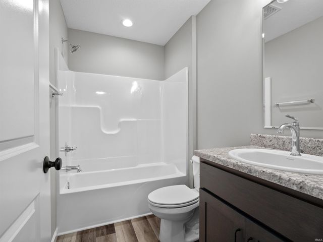 3410 Bruin Pass, Auburn, IN 46706