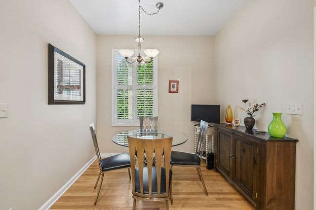 6735 N Cicero Avenue, Lincolnwood, IL 60712
