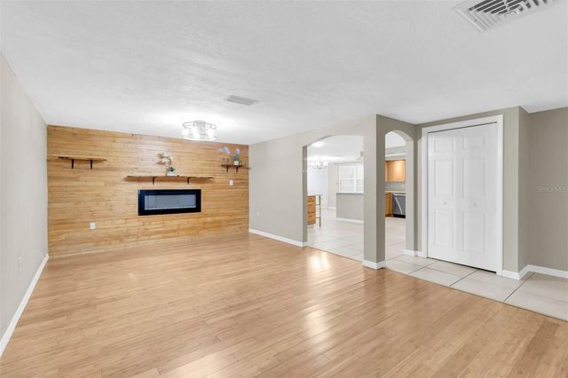 9203 GREENBRIAR LANE, Port Richey, FL 34668