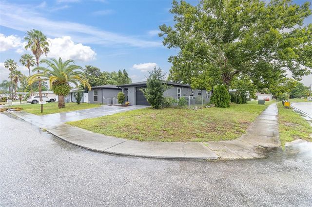 9203 GREENBRIAR LANE, Port Richey, FL 34668