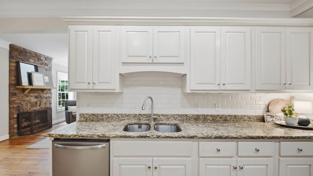 4398 Stonecrop Lane, Signal Mountain, TN 37377