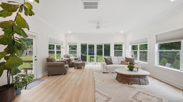 4398 Stonecrop Lane, Signal Mountain, TN 37377