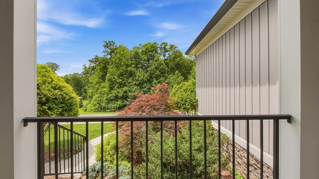4398 Stonecrop Lane, Signal Mountain, TN 37377