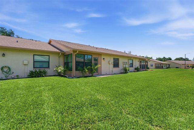 6623 ASPEN COURT, Zephyrhills, FL 33542