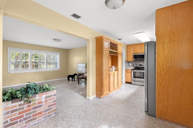 317 BRENTWOOD DRIVE, Temple Terrace, FL 33617