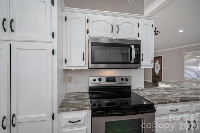 2596 Prince Drive, Lincolnton, NC 28092