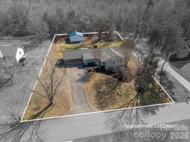 2596 Prince Drive, Lincolnton, NC 28092