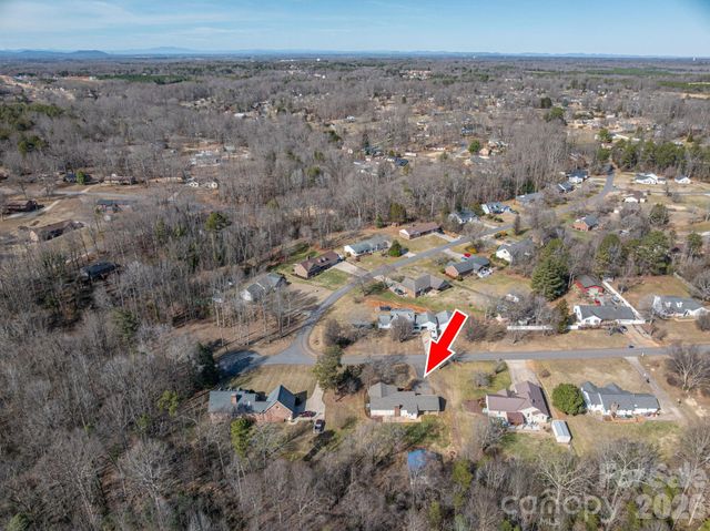 2596 Prince Drive, Lincolnton, NC 28092