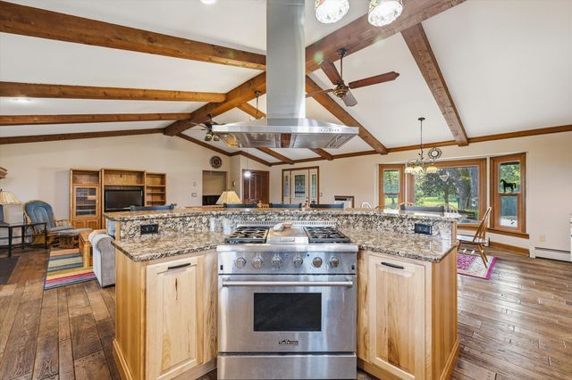 9757 Kaiser Road, Saline, MI 48176