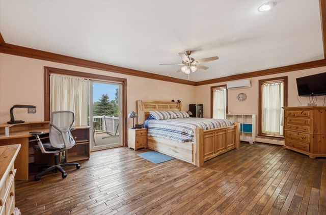 9757 Kaiser Road, Saline, MI 48176