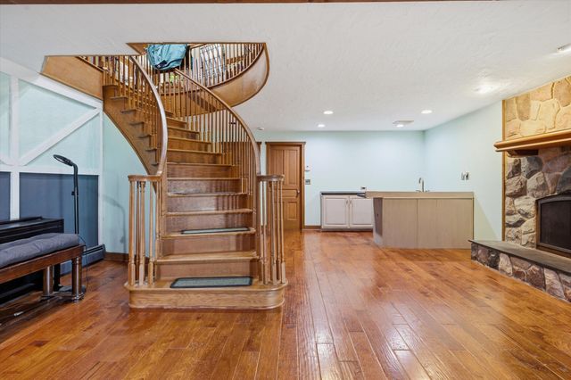 9757 Kaiser Road, Saline, MI 48176