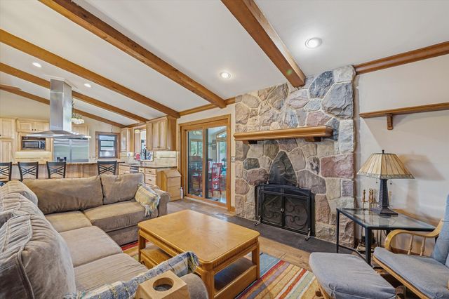 9757 Kaiser Road, Saline, MI 48176