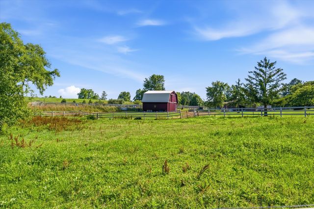 9757 Kaiser Road, Saline, MI 48176