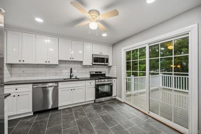 57 Keats Drive, New Windsor, NY 12553