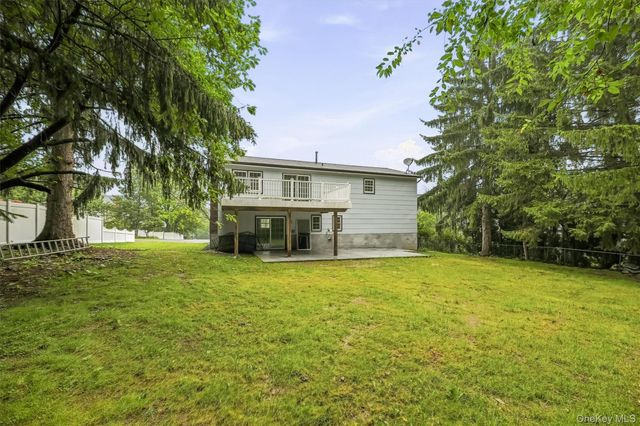 57 Keats Drive, New Windsor, NY 12553
