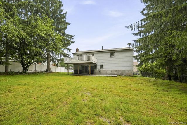 57 Keats Drive, New Windsor, NY 12553