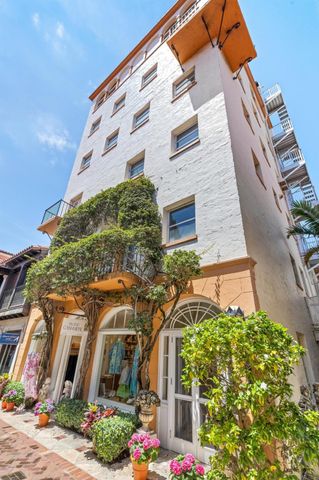 9 Via Parigi, Palm Beach, FL 33480