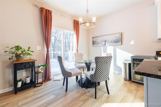 11516 Pheasant Circle, Taylor, MI 48180