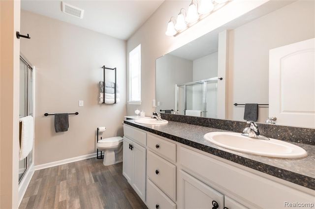 11516 Pheasant Circle, Taylor, MI 48180