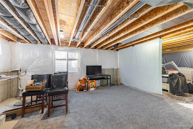 11516 Pheasant Circle, Taylor, MI 48180