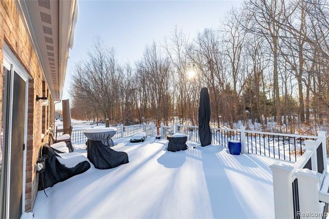 11516 Pheasant Circle, Taylor, MI 48180