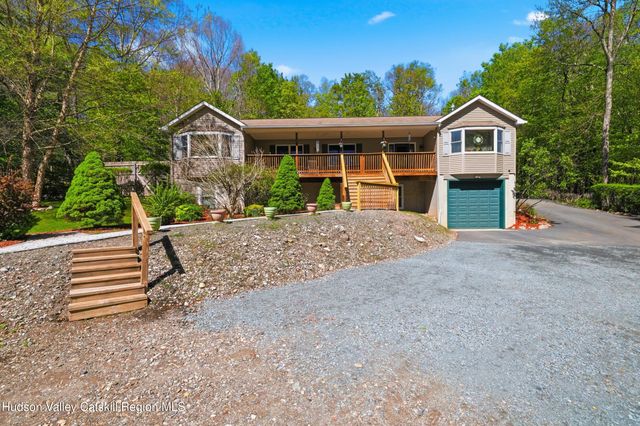 414 Red Hill Road, Phillipsport, NY 12769