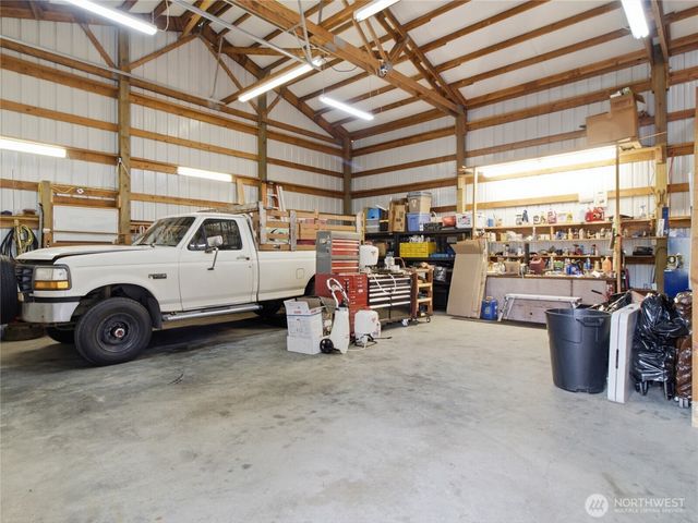 18828 Loganberry Street SW, Rochester, WA 98579