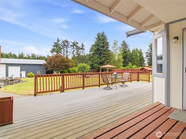 18828 Loganberry Street SW, Rochester, WA 98579