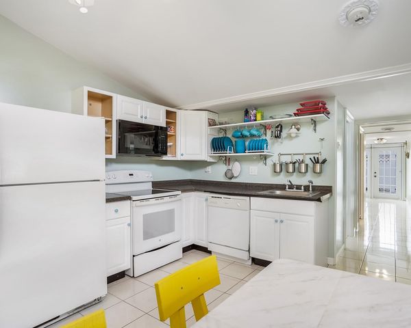 1680 SW 84th Avenue, Davie, FL 33324
