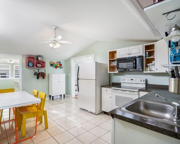 1680 SW 84th Avenue, Davie, FL 33324