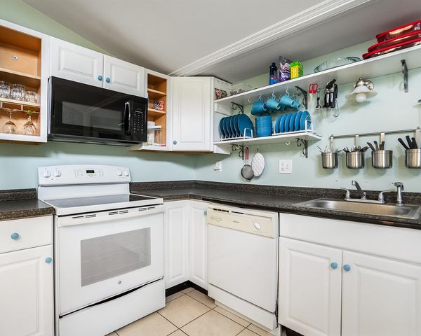 1680 SW 84th Avenue, Davie, FL 33324